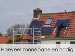 zonnepanelen worden geplaatst op dak
